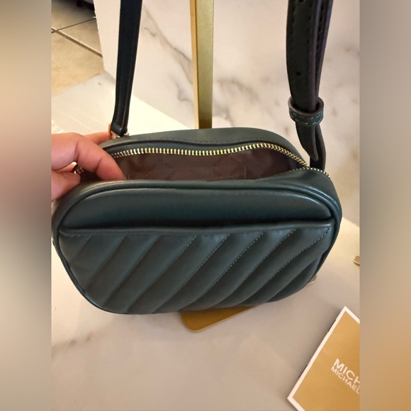 Michael Kors Racing Green Crossbody Bag and wallet - Picture 6 of 9